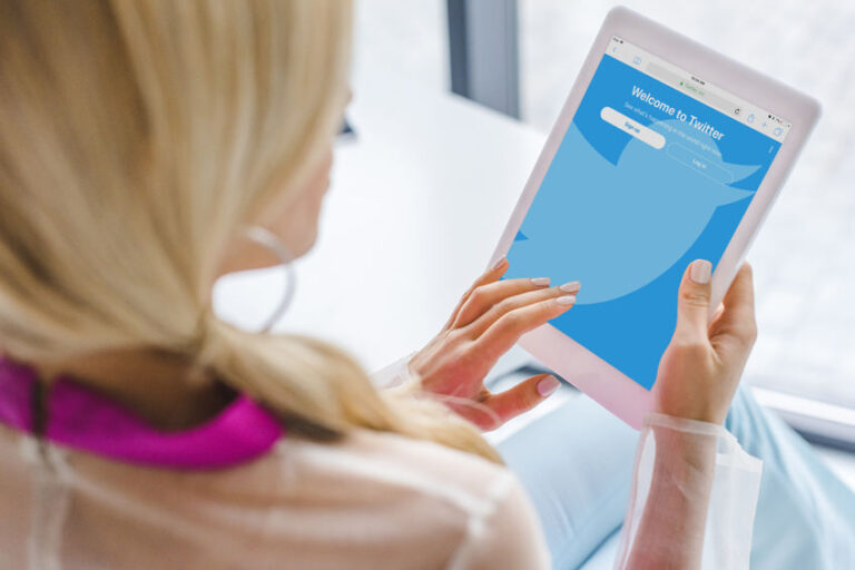 4 Ways to Grow Your Business with Twitter