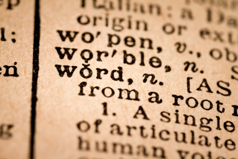 5 Tricks for Writing Enchanting Short Copy on Social Media
