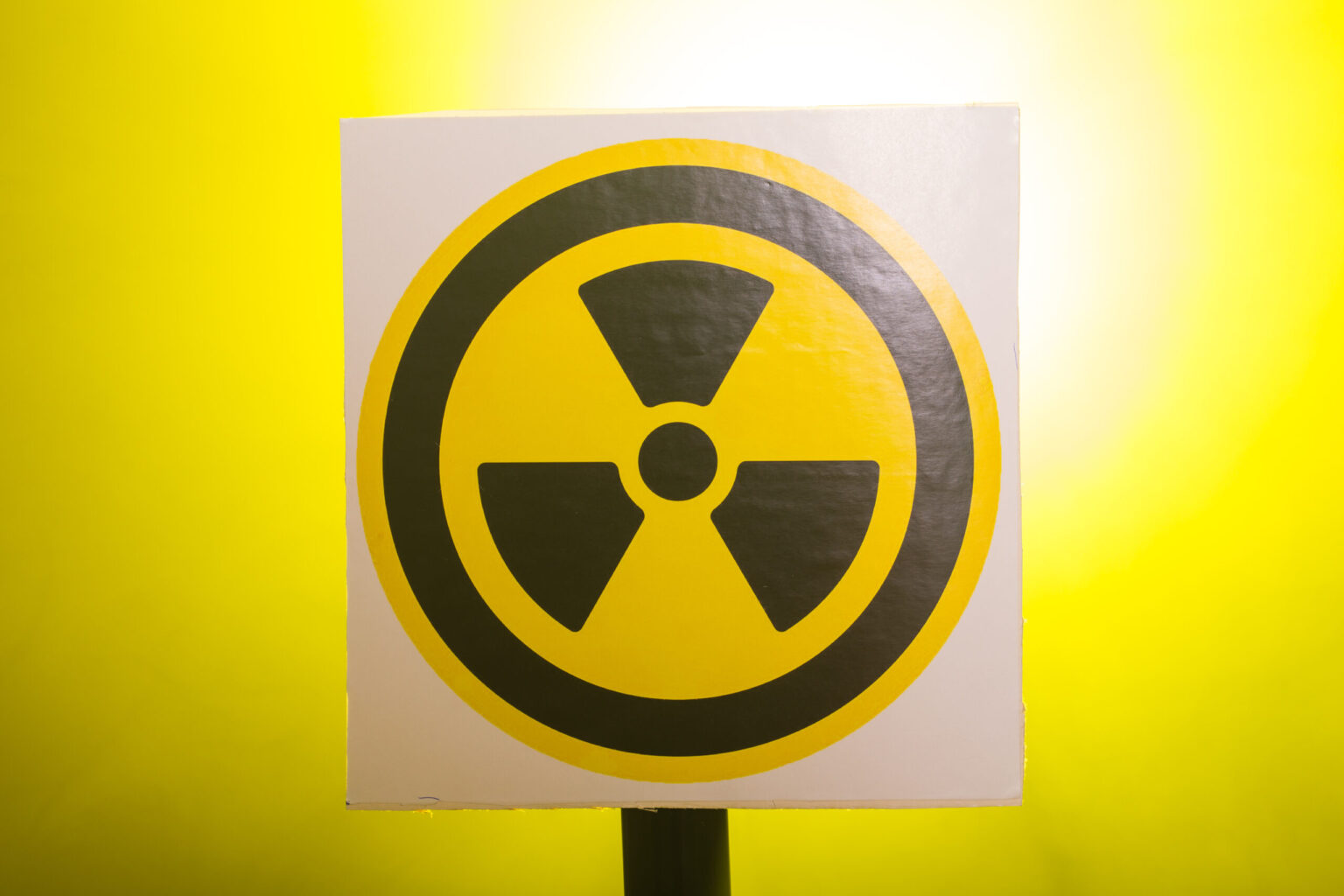 How to Avoid Nuclear War on Social Media