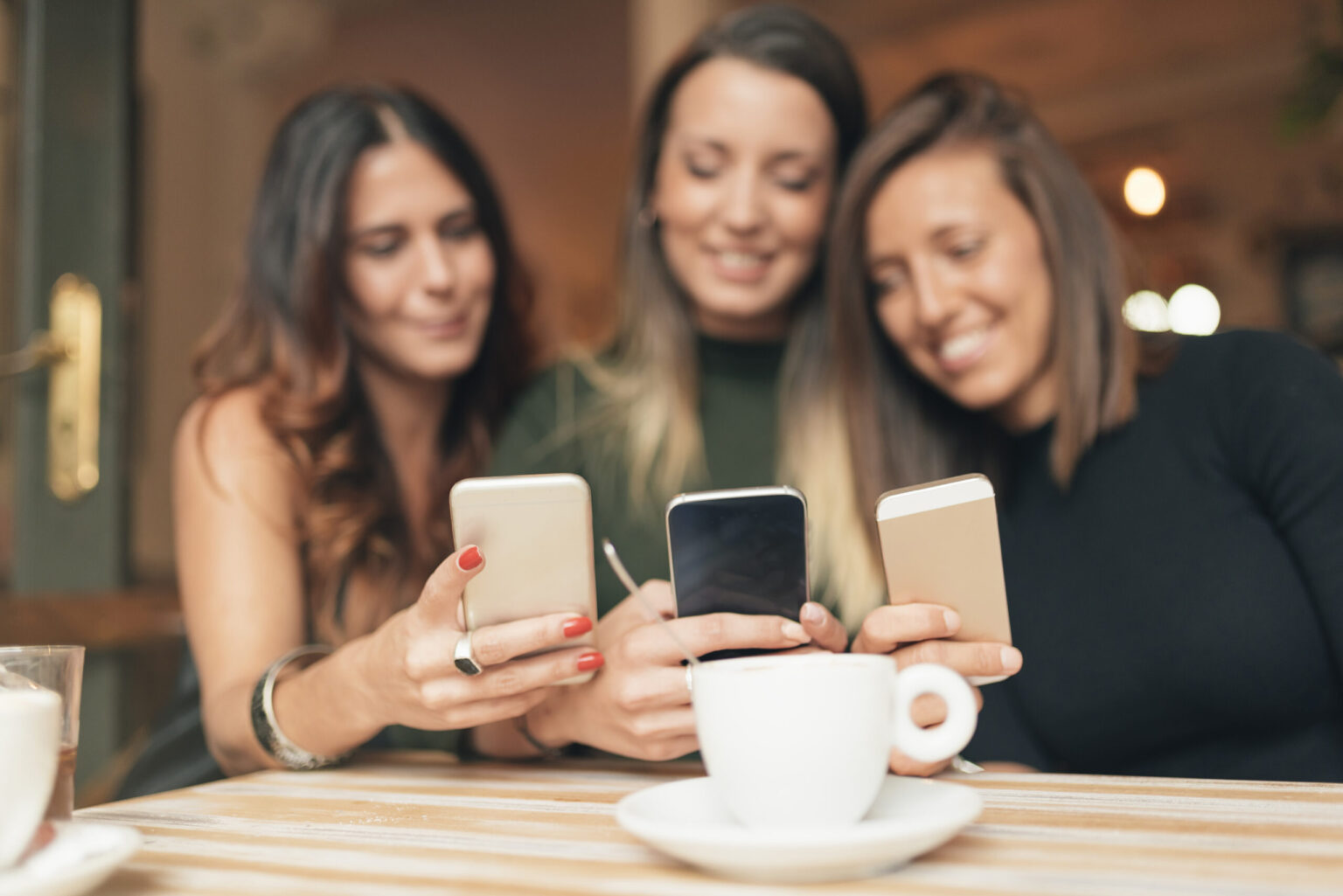 The Pros and Cons of Using Multiple Social Media Accounts