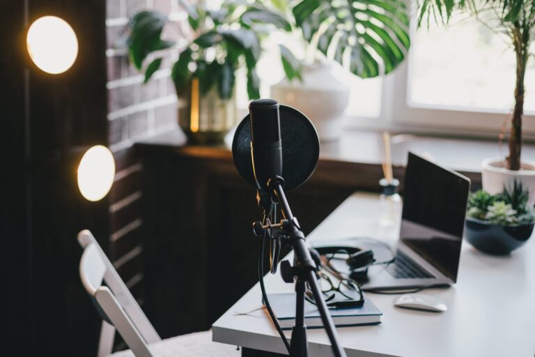 Podcast Marketing for B2B marketing